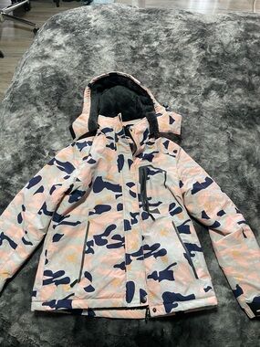 Women's Pink & Navy Camouflage Insulated Ski Jacket with Hood